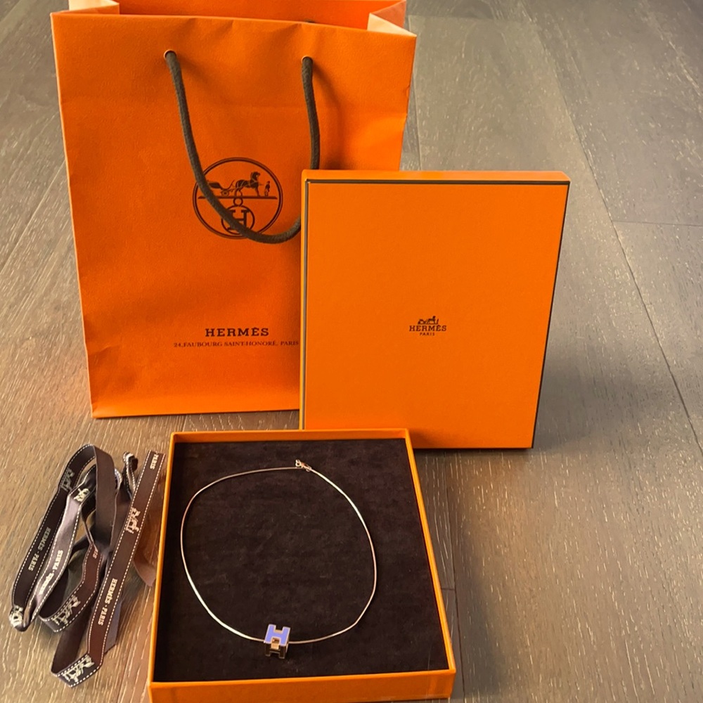 Hermès H cube necklace with gift box bag 100% authentic